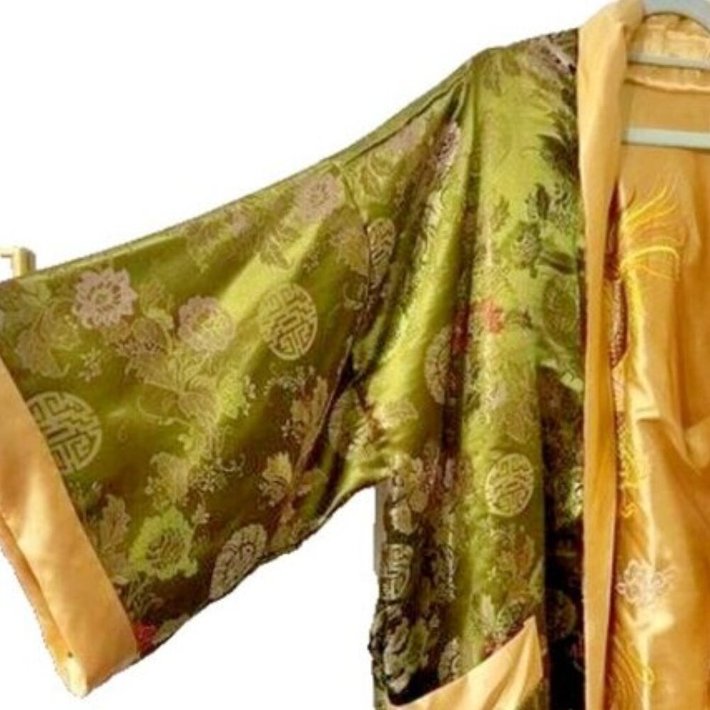 Vintage Silk Dragon Reversible Kimono Housecoat Robe Direct from Saigon Large